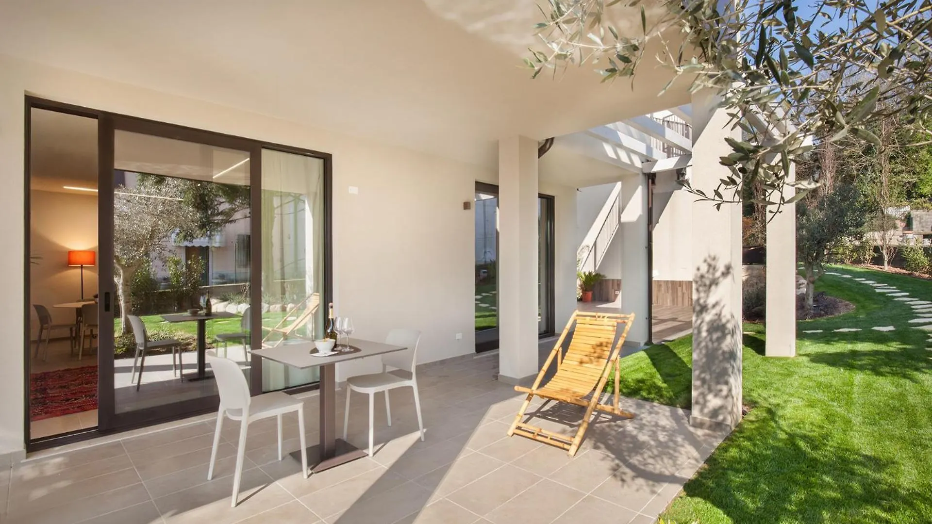 Villa Carlotta Bouganville Lazise Apartment