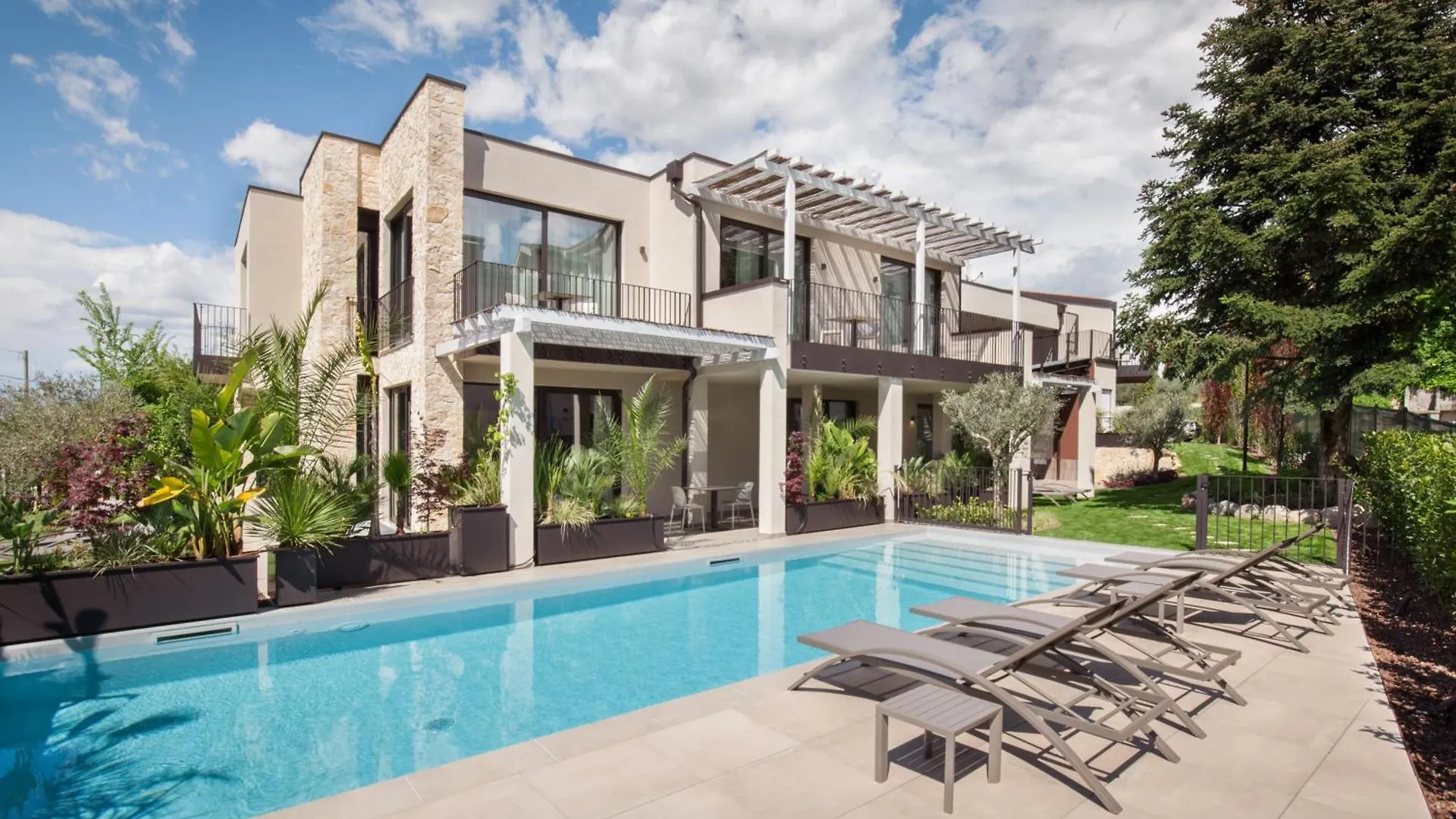 Villa Carlotta Bouganville Lazise Apartment