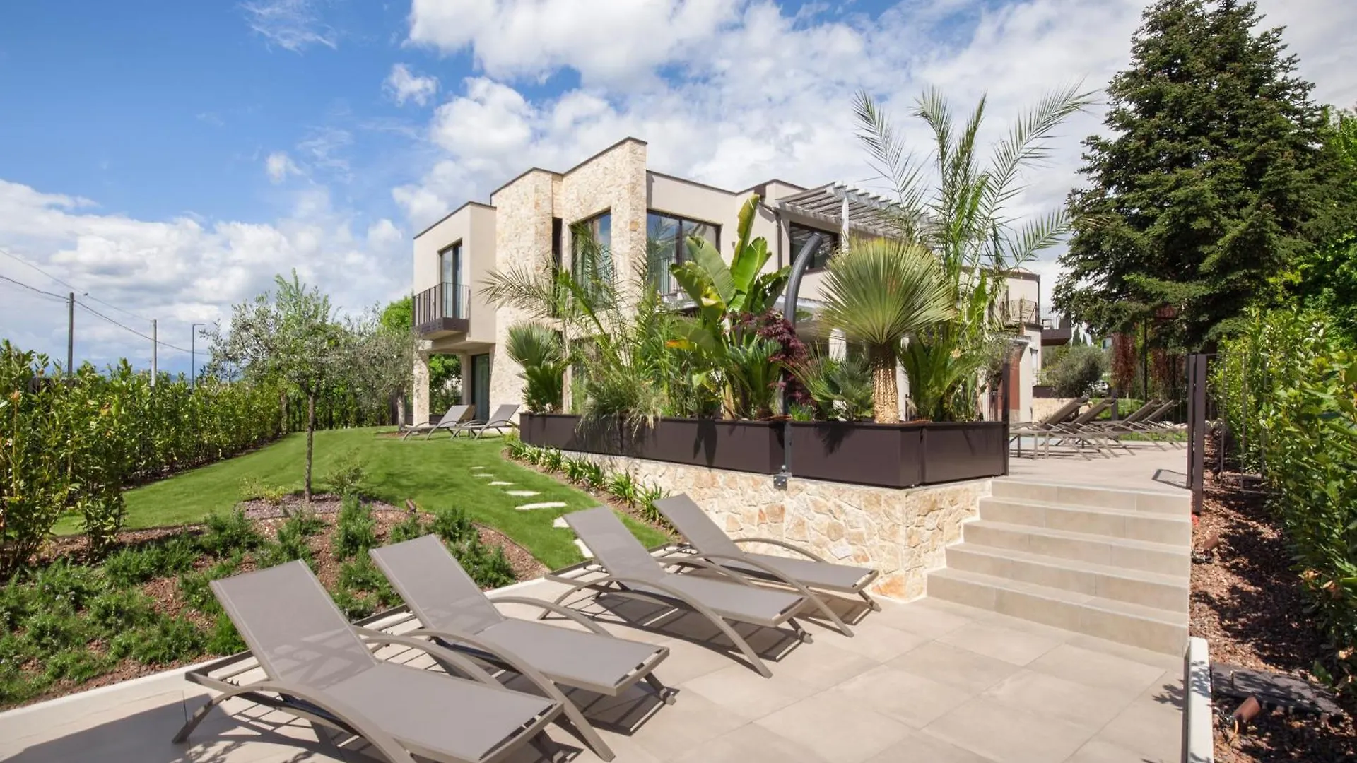 Apartment Villa Carlotta Bouganville Lazise Italy